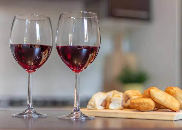 Modern Two-room With Quiet Courtyard 公寓 *